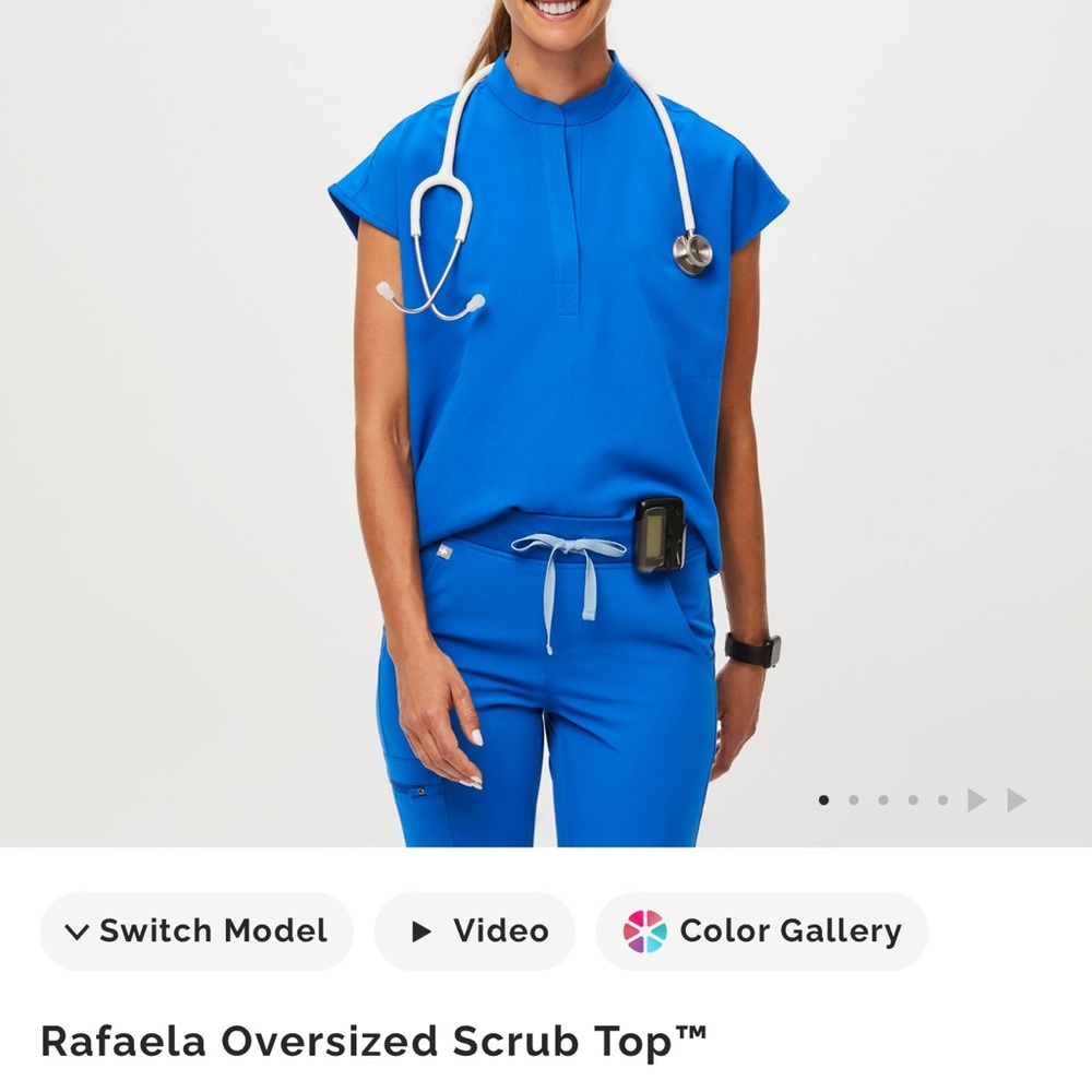 FIGS Rafaela Oversized Scrub Top